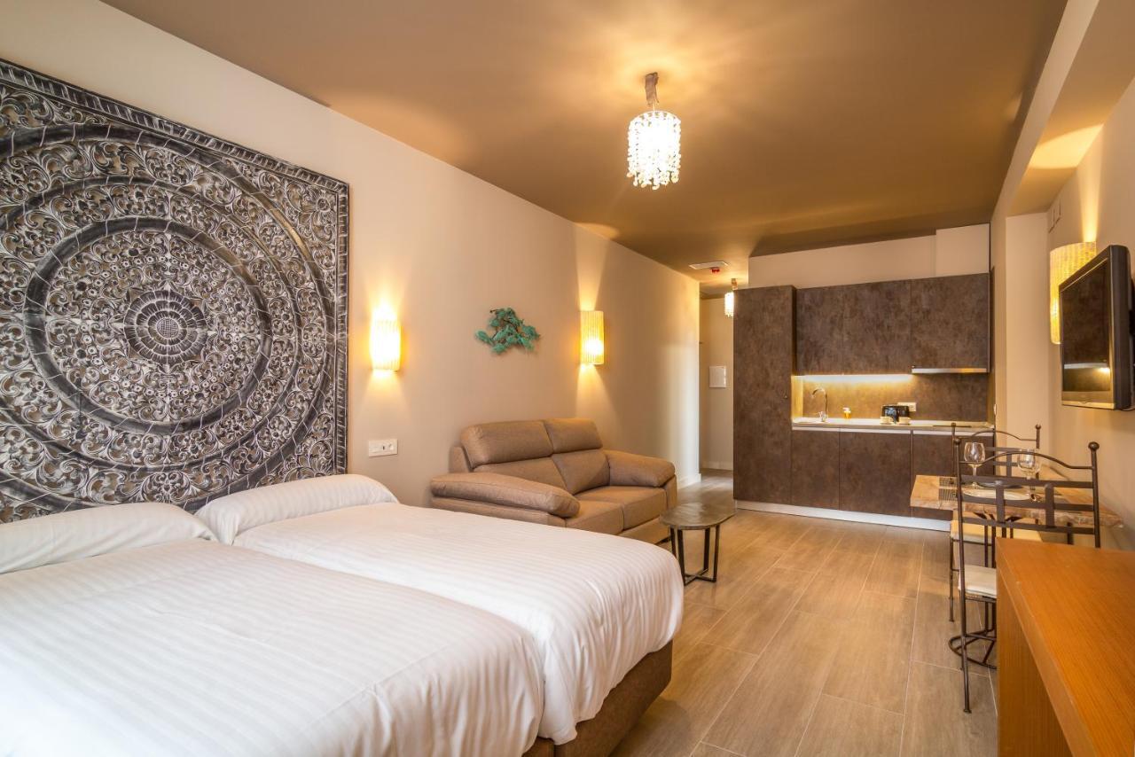 Apartamentos Sevilla Este By Qhotels Eksteriør bilde